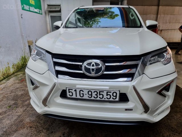 Bán Toyota Fortuner 2.7V đời 2019, zin nguyên 100%, siêu lướt