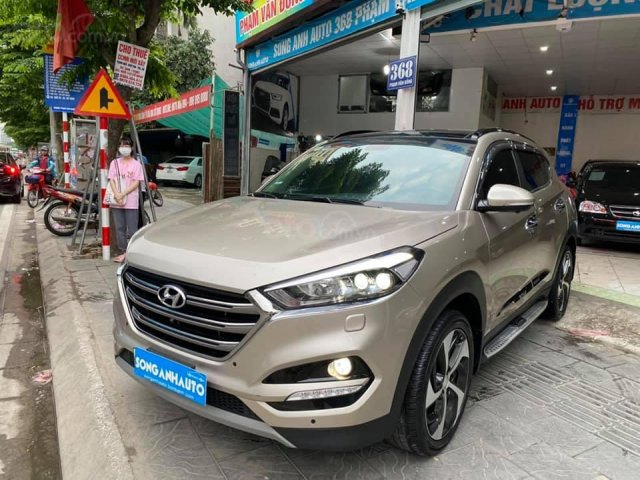 Bán Hyundai Tucson sản xuất năm 2019, màu sâm banh