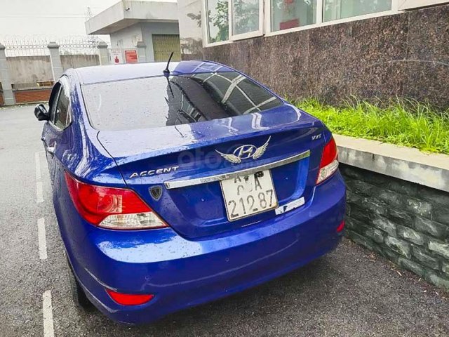 Bán xe Hyundai Accent năm 2010, màu xanh lam, nhập khẩu nguyên chiếc còn mới