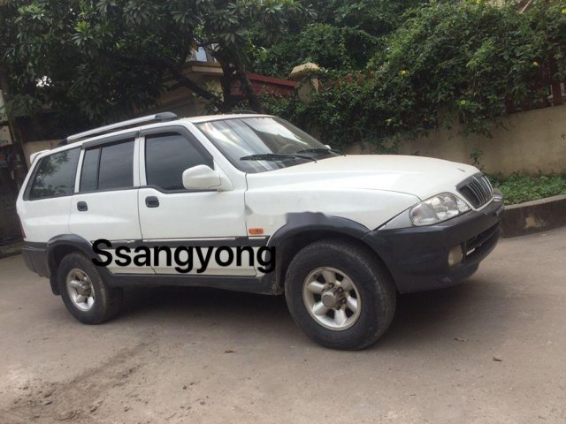 Bán Ssangyong Musso đời 2003, màu trắng, 115tr0