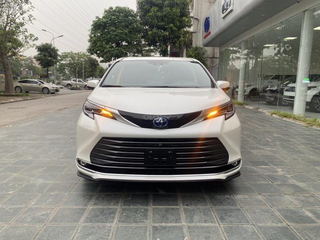 Bán ô tô Toyota Sienna Platinum sản xuất 2021 giá tốt0