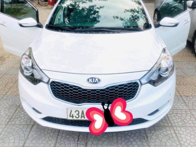 [ Chính chủ ] xe Kia K3 năm 2015, màu trắng còn mới0