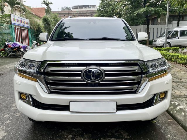 Xe Toyota Land Cruiser 5.7 V8 2016 - 5 tỷ 250 triệu