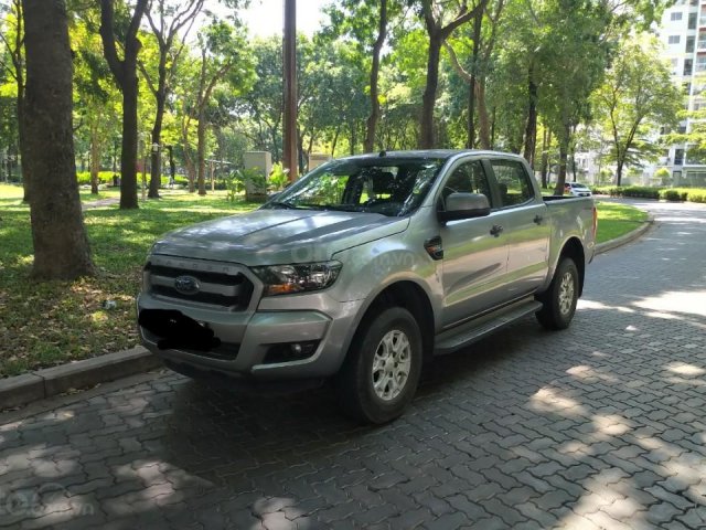 Cần bán chiếc Ford Ranger đời 2016, sản xuất cuối năm 2015, XLS AT 2.2L