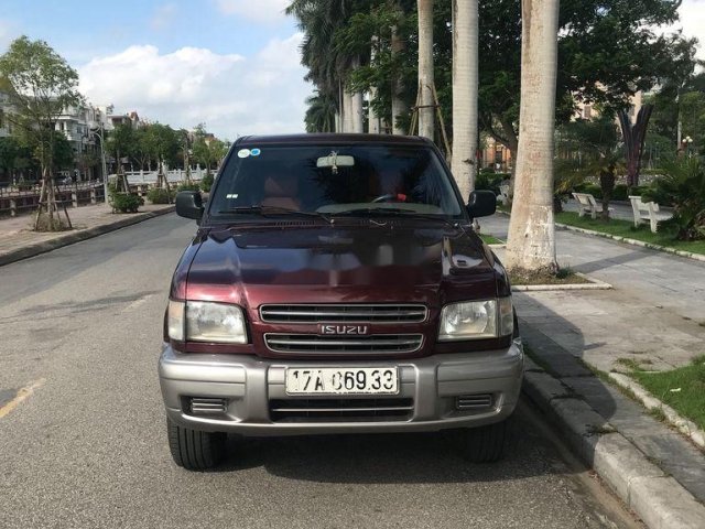 Bán xe Isuzu Trooper năm 2001, màu đỏ, xe nhập0