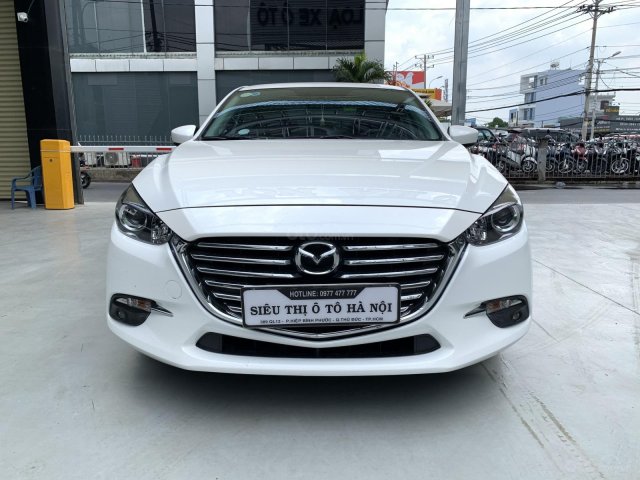 Bán xe Mazda 3 năm 2019 màu trắng, đi chuẩn 13.000km, xe cực mới, bao test hãng0