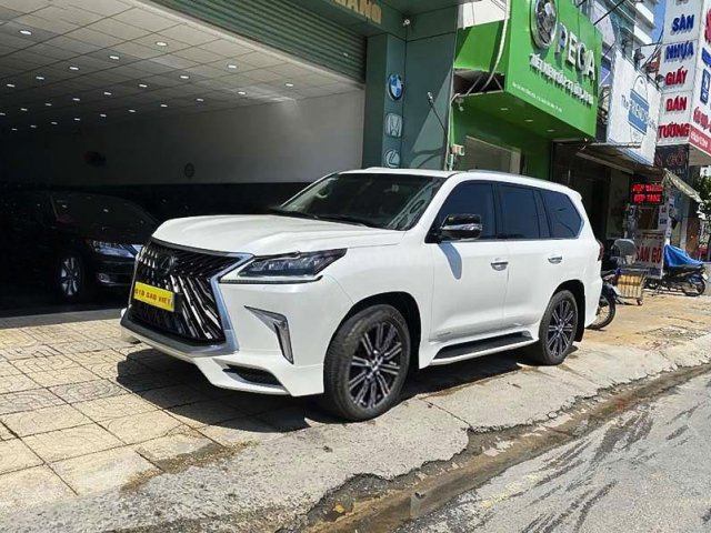 Cần bán xe Lexus LX 570 đời 2016, màu trắng, nhập khẩu nguyên chiếc số tự động0