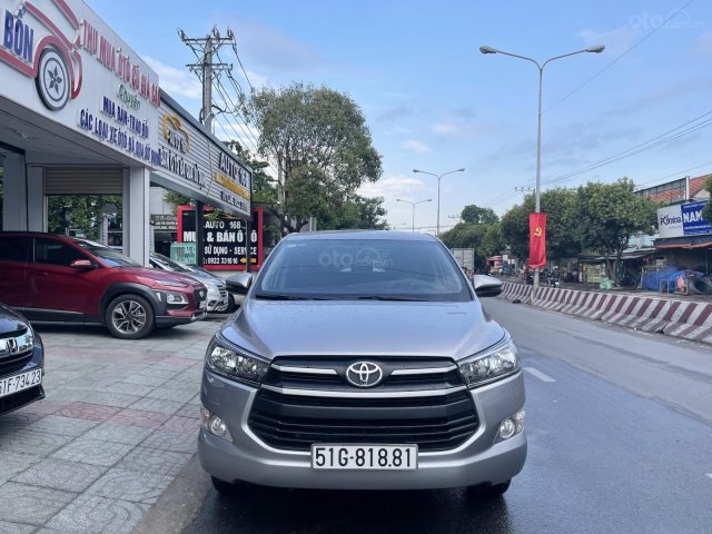 Cần bán lại xe Toyota Innova 2.0E sản xuất 20180