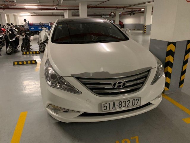 Bán Hyundai Sonata sản xuất 2013, màu trắng, nhập khẩu 