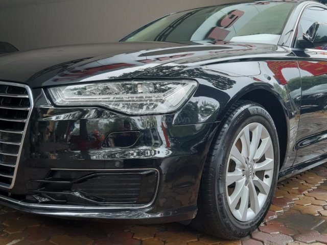 Cần bán xe Audi A6 đời 2015 màu đen, xe đi ít, vẫn mới đẹp