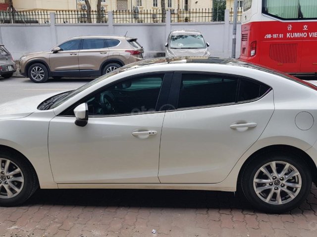 Bán Mazda 3 máy 1.5L năm sản xuất 2018 giá chỉ 605tr