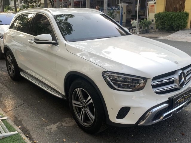 GLC200 4matic - SX 2021 mới như thùng