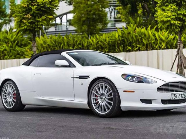 Xe Aston Martin DB9 Volante 2009, màu trắng, nhập khẩu nguyên chiếc chính chủ