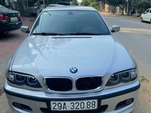 Bán nhanh với chiếc BMW 325i đời 2004 độ full đồ0