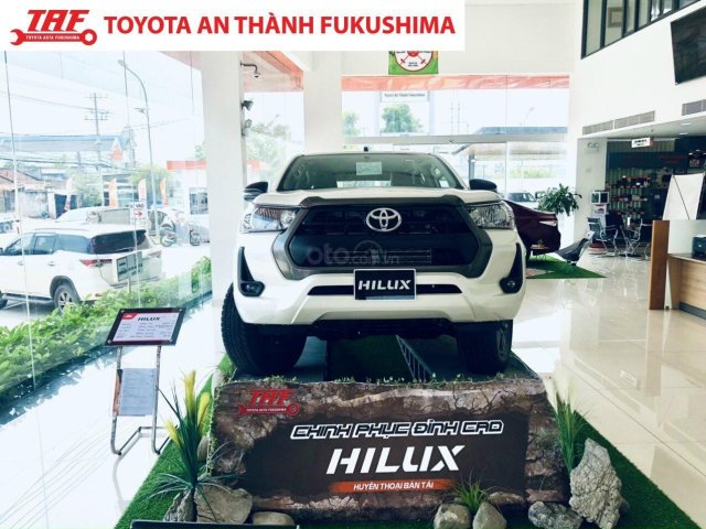 Toyota Hilux nhập khẩu nguyên chiếc Thái Lan - Chinh phục địa hình0