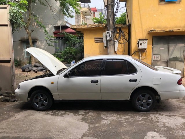 Bán Nissan Bluebird năm sản xuất 1995 giá rẻ0