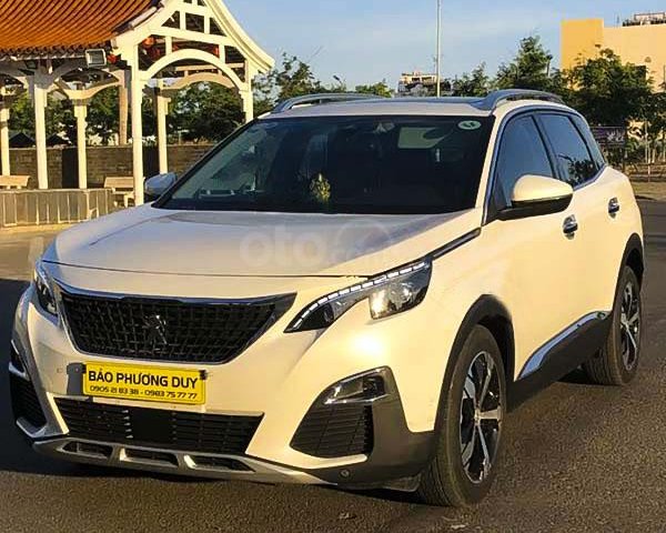 Cần bán lại xe Peugeot 3008 sản xuất 2019, màu trắng0