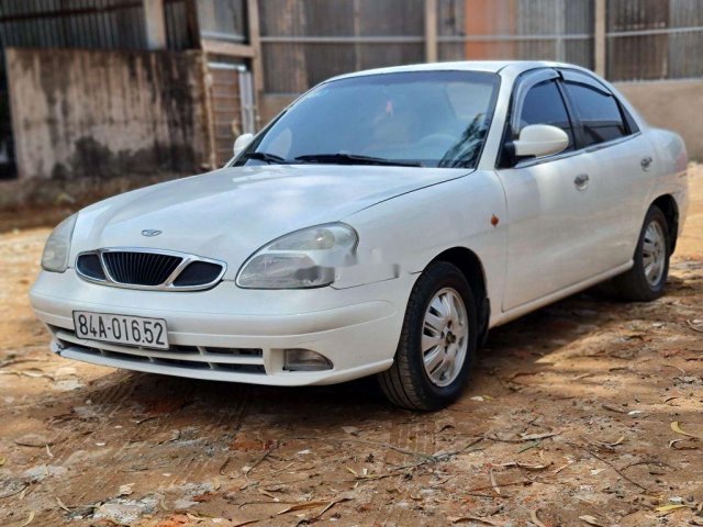 Bán Daewoo Nubira đời 2001, màu trắng, nhập khẩu nguyên chiếc, giá chỉ 69 triệu