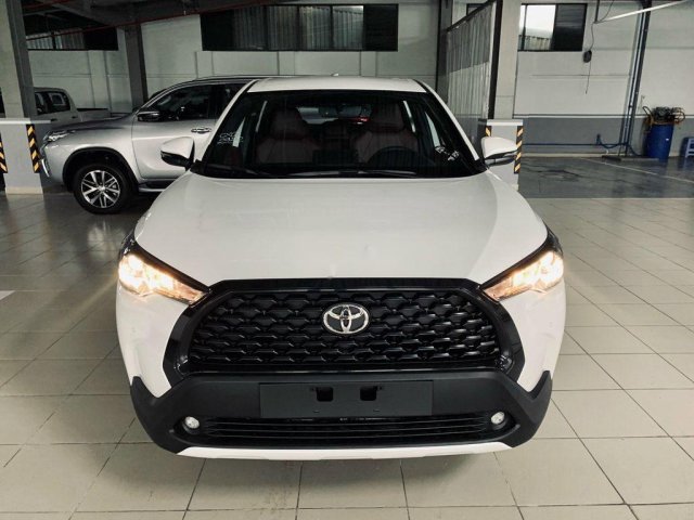 Bán ô tô Toyota Corolla Cross năm sản xuất 2021, màu trắng, xe nhập