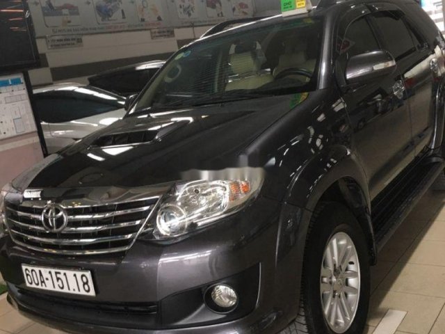 Bán Toyota Fortuner sản xuất năm 2014, màu đen, giá chỉ 630 triệu