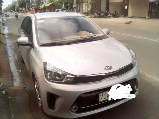 Cần bán Kia Rio sản xuất 2019 giá cạnh tranh0