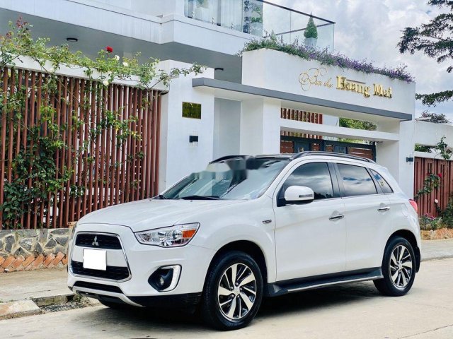 Bán Mitsubishi Outlander Sport 2015, màu trắng, xe nhập còn mới