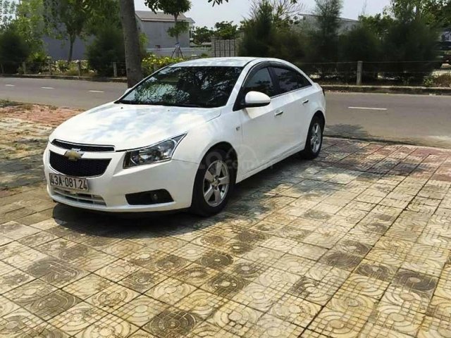 Cần bán lại xe Chevrolet Cruze năm sản xuất 2013, màu trắng, 292tr