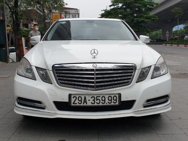 Bán Mercedes E200 năm sản xuất 20110