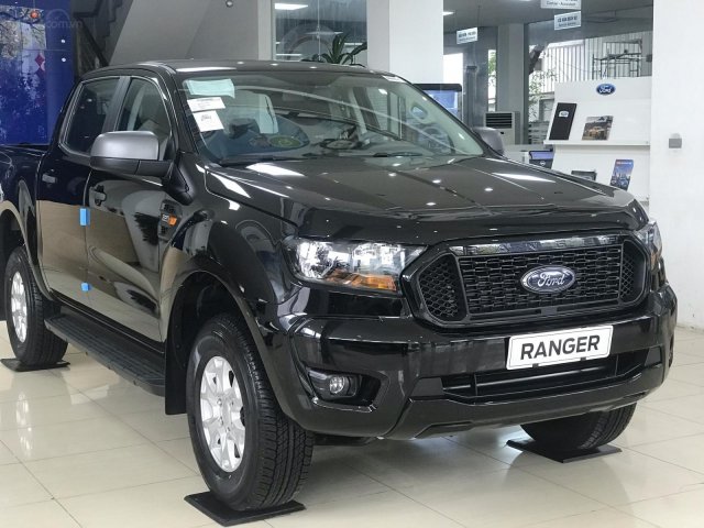 Khuyến mãi lớn khi mua Ford Ranger XLS 2021, sẵn màu, vay 80%, khoảng 150 triệu lăn bánh