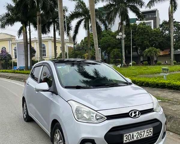 Cần bán lại xe Hyundai Grand i10 đời 2014, màu bạc, nhập khẩu nguyên chiếc, giá chỉ 235 triệu0