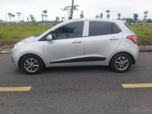 Cần bán gấp Hyundai Grand i10 2014, giá chỉ 300tr- 1 chủ sử dụng0