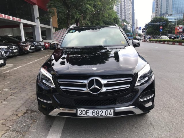 Bán Mercedes GLE-Class 400 sản xuất 2015 xuất Mỹ, xe màu đen0