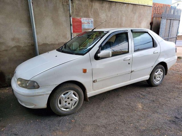 Bán Fiat Siena sản xuất 2002, màu trắng chính chủ0