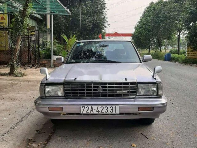 Bán ô tô Toyota Crown 1991, màu bạc, nhập khẩu chính chủ, giá chỉ 85 triệu0