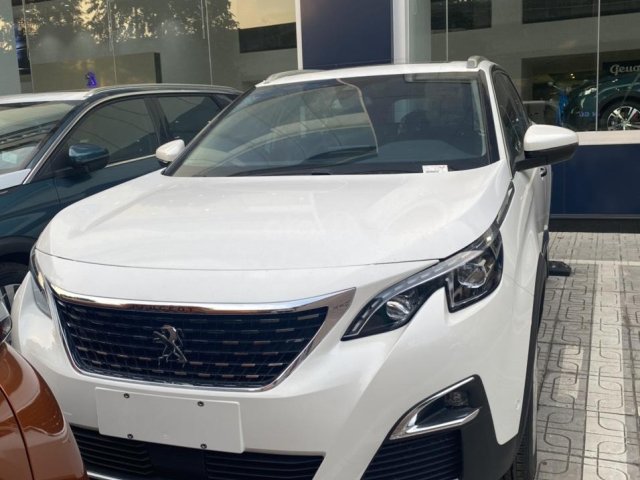 Peugeot Thanh Xuân bán Peugeot 5008 tặng 1 năm bảo hiểm thân vỏ trị giá 15 triệu, trả góp 85% hỗ trợ lái thử0