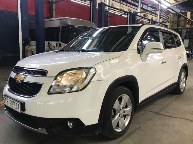 Bán Chevrolet Orlando 2.4AT đời 2016, màu trắng còn mới0