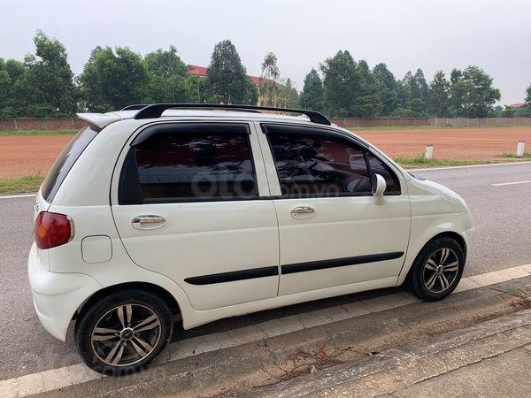 Cần bán gấp Daewoo Matiz năm sản xuất 2004, màu trắng, 75 triệu0