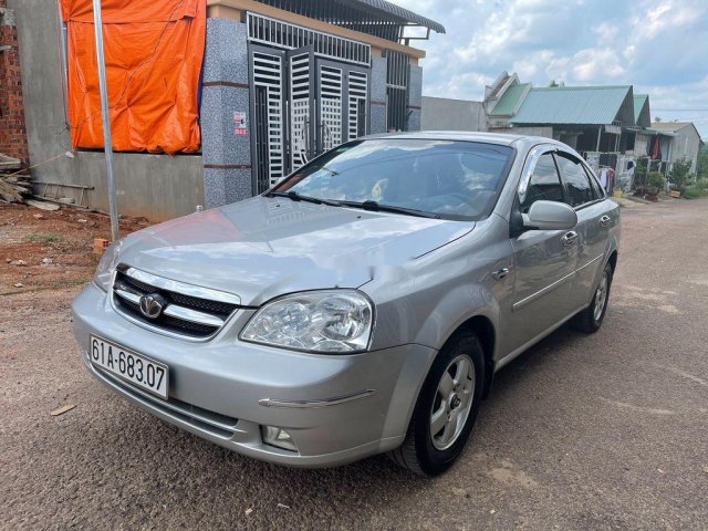 Bán xe Daewoo Lacetti đời 2008, màu bạc chính chủ0