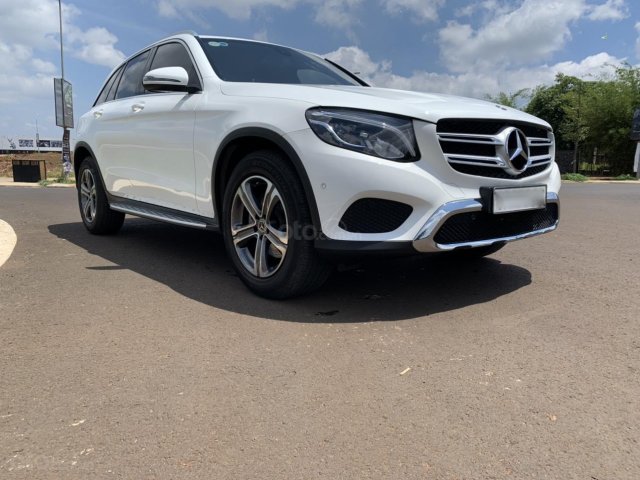 Bán xe Mercedes GLC 200 đăng ký 2019