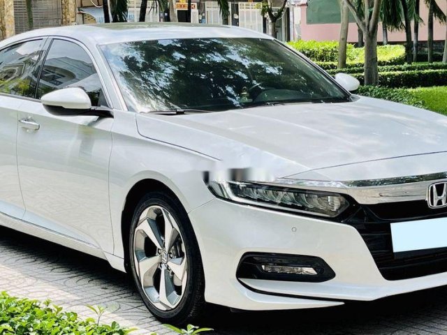 Cần bán Honda Accord đời 2019, màu trắng, xe nhập0