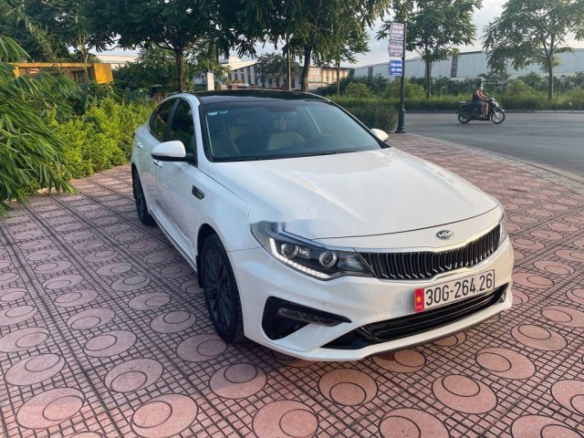 Bán Kia Optima 2.0 Luxury 2020, màu trắng còn mới giá cạnh tranh0