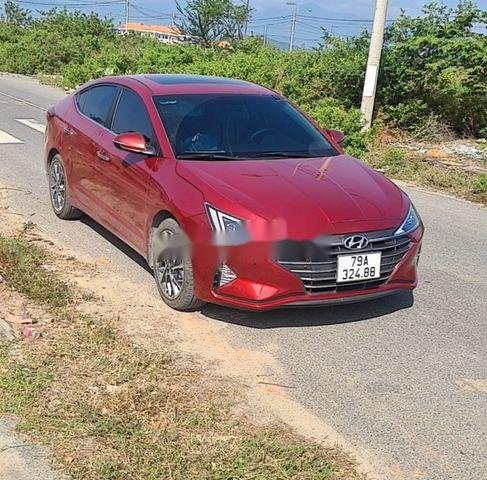 Cần bán Hyundai Elantra năm 2021 còn mới giá cạnh tranh0