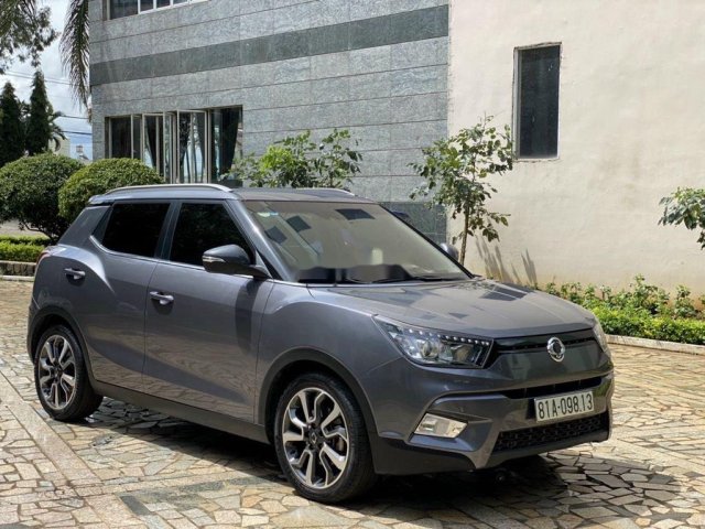 Bán Ssangyong TiVoLi năm 2016, màu xám, xe nhập0