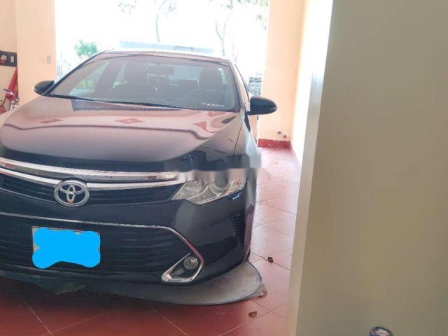 Cần bán xe Toyota Camry 2.5Q đời 2016, màu đen giá cạnh tranh