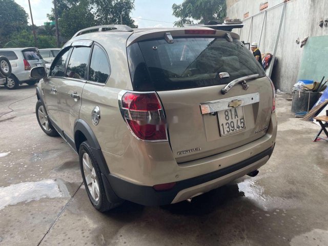 Cần bán xe Chevrolet Captiva năm sản xuất 2009 còn mới