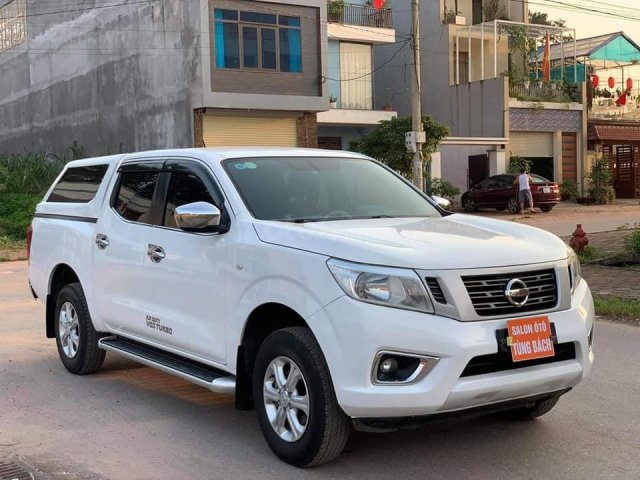 Cần bán Nissan Navara E 2.5 4x2 MT sản xuất năm 2016, màu trắng giá cạnh tranh