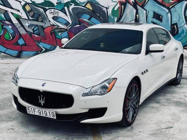 Cần bán nhanh chiếc Maserati Quattroporte SQ4 20150