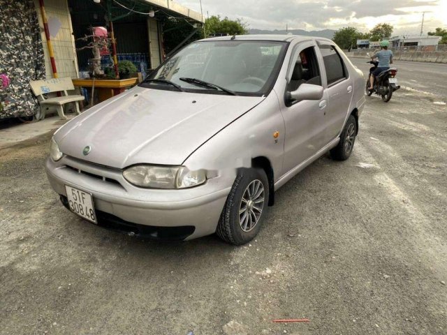 Bán Fiat Siena sản xuất năm 2002, xe nhập còn mới, giá chỉ 65 triệu0