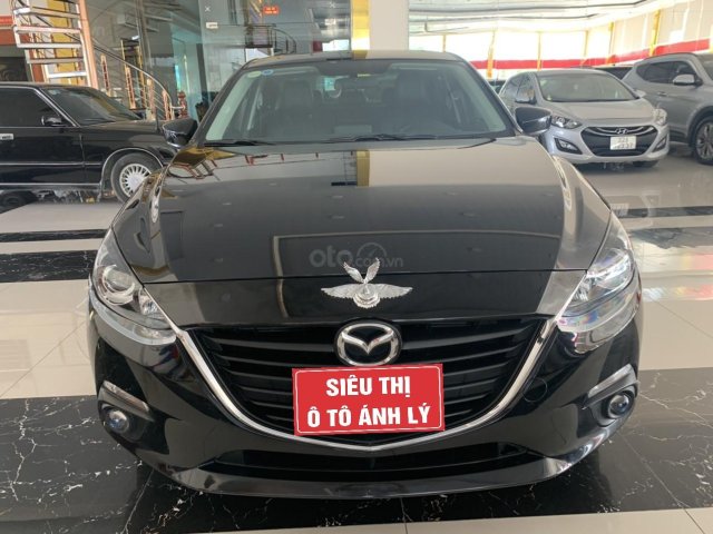 Bán xe Mazda 3 sx 2017, màu đen0