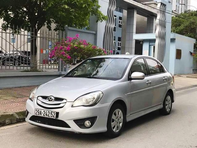 Bán Hyundai Verna sản xuất 2010, màu bạc, xe nhập còn mới0